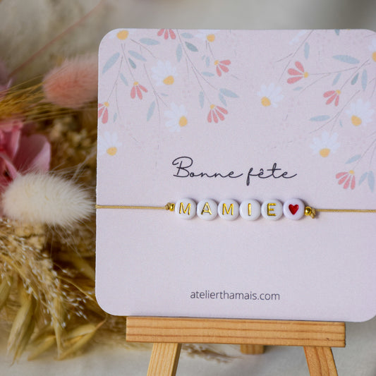 Bracelet sur carte "Bonne fête Mamie"